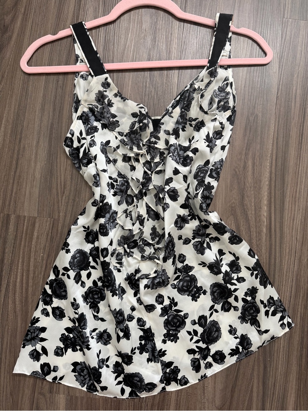 White House Black Market Black and White Floral 100% Silk Ruffled Blouse